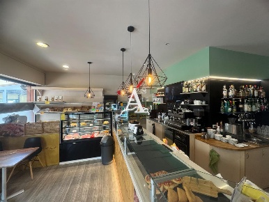 Foto Bar a San Giovanni Lupatoto Centro di 90 m² con 2 locali in vendita