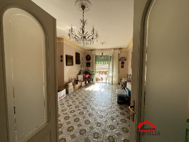 Foto Appartamento a Carrara di 120 m² con 5 locali in vendita