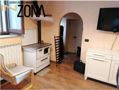 Foto Appartamento in Via B. Giordano, Popoli di 117 m² con 4 locali