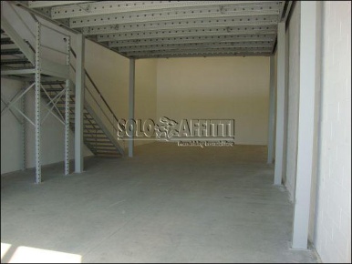 Foto Capannone industriale in via Pietro Nenni, Monteriggioni Badesse