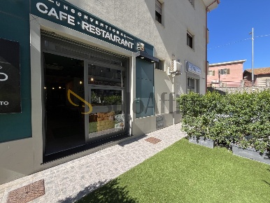 Foto Locale commerciale a Catanzaro Catanzaro Lido di 75 m² con 2 locali