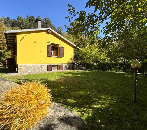 casa indipendente in vendita a Vernio in zona Montepiano