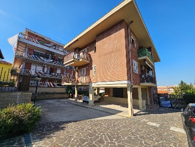 Foto Appartamento in via al sesto miglio, Roma Tomba di Nerone di 45 m²