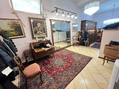 Foto Ufficio in Via Melchiorre Gioia, Firenze di 380 m² con 7 locali