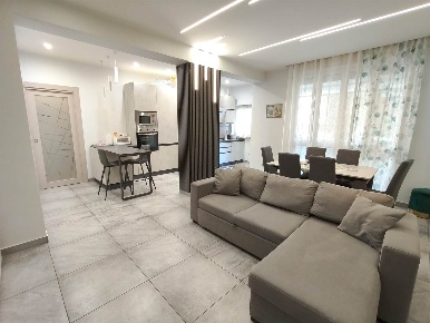 Foto Appartamento in Via Largo Calabria 4, Catania Palermo - Indipendenza