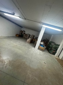 Foto Magazzino a Prato Paperino di 140 m² con 2 locali in affitto