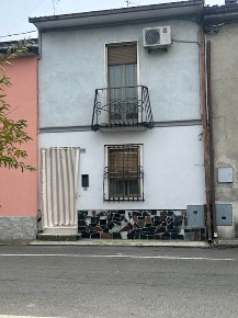 Foto Case semi ndipendenti in via bassanine, Monticelli d'Ongina di 103 m²