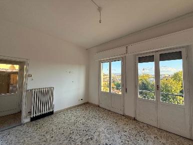 Foto Appartamento a Firenze Bolognese di 90 m² con 4 locali in vendita