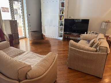 Foto Appartamento in Leopoldo Cassese, Salerno Centro di 110 m² in vendita