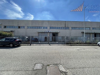 Foto Capannone industriale in via Dell'Artigianato, Senago di 582 m²