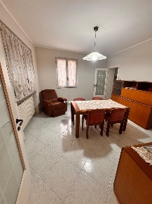 Foto Appartamento a Montelabbate di 85 m² con 5 locali in vendita
