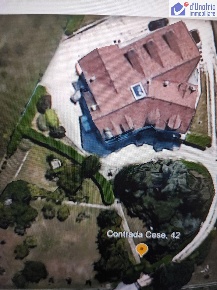 Foto Appartamento a Campobasso di 120 m² con 6 locali in vendita