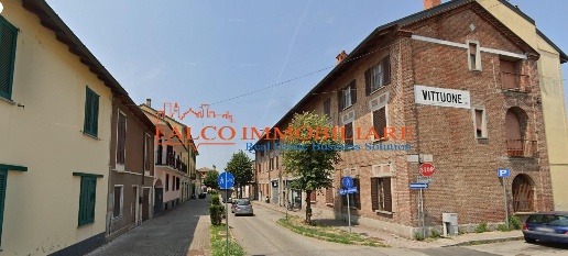 Foto Negozio in Via Matteotti, Vittuone di 250 m² con 1 locali in affitto
