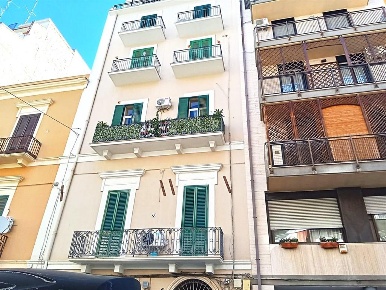 Foto Appartamento in VIA SAGARRIGA VISCONTI, Bari Murat di 109 m²
