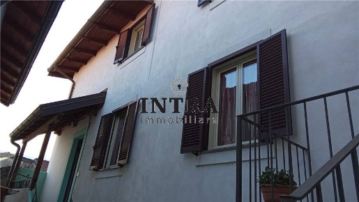 Foto Casa indipendente in -, Ghiffa di 92 m² con 2 locali in vendita