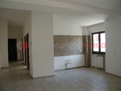 Foto Appartamento in Circonvallazione, Varallo Pombia Centro di 80 m²