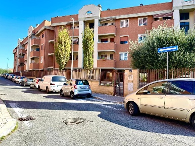 Foto Appartamento in Castelchiodato, Roma Casal Monastero di 110 m²