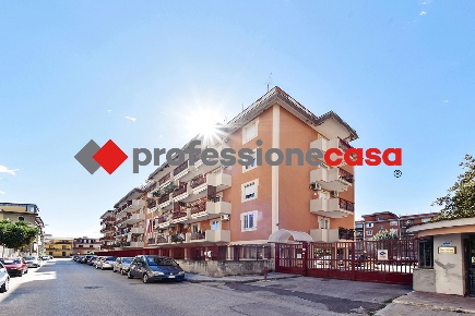 Foto Appartamento in Via Cadorna 5, San Nicola la Strada di 140 m²