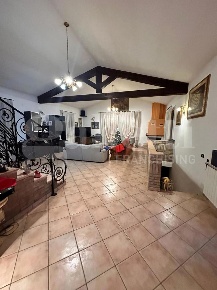 Foto Casa indipendente in Via BOSARO - Viale Porta Po 0, Bosaro Centro