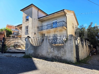Foto Appartamento in Via Parini 17, Marano Marchesato di 165 m² in affitto