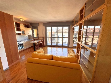 Foto Appartamento in Via oberdan 14, Legnano Parco Castello di 68 m²