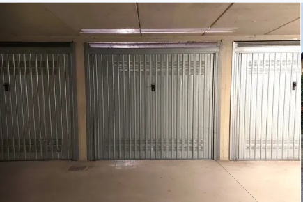 Foto Box a Pozzo d'Adda Centro di 22 m² con 1 locali in vendita