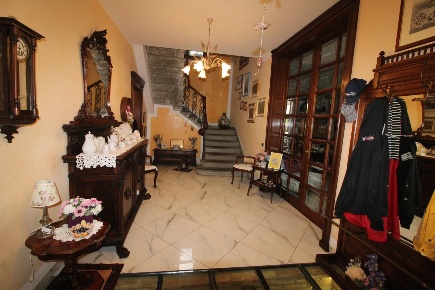 Foto Casa indipendente a Santa Croce sull'Arno Centro di 270 m² in vendita