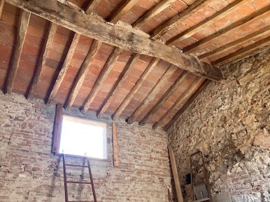 Foto Casa indipendente a Vicopisano Uliveto Terme di 80 m² con 4 locali