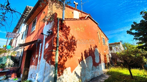 Foto Casa indipendente a San Giuliano Terme Pontasserchio, Pappiana