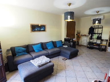 Foto Appartamento a Agliana Centro di 110 m² con 4 locali in vendita