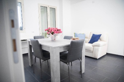 Foto Appartamento in Via Caronda  178, Catania Borgo di 49 m² con 2 locali