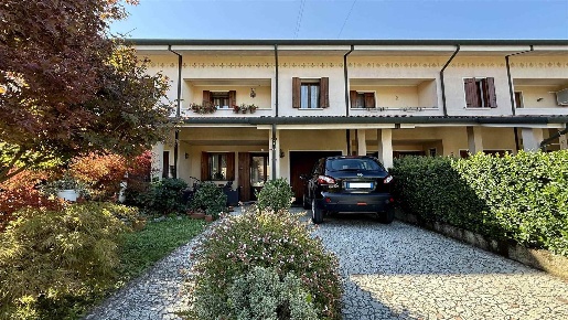 Foto Villa a schiera in VIA MAZZINI 33, Salzano Centro di 160 m² in vendita
