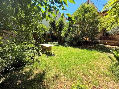 Foto Appartamento in Via Michele Amari 40, Firenze Campo di Marte di 52 m²