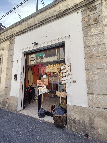 Foto Locale commerciale in Via del Bosco 3, Livorno di 30 m² con 1 locali