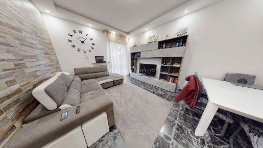 Foto Appartamento in Via Emilia 5, Bernareggio Centro di 95 m² con 3 locali