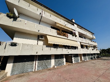 Foto Garage in guglielmo perosa 22 latisana, Latisana Centro di 14 m²