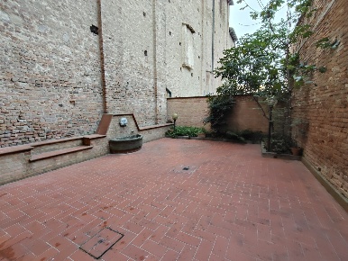 Foto Appartamento in Via San Bartolomeo, Piacenza Via Taverna - Ospedale