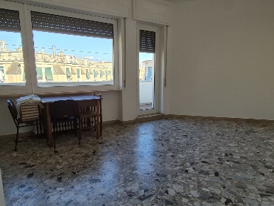 Foto Attico in Via Tullio Molteni 5, Genova Sampierdarena di 67 m²
