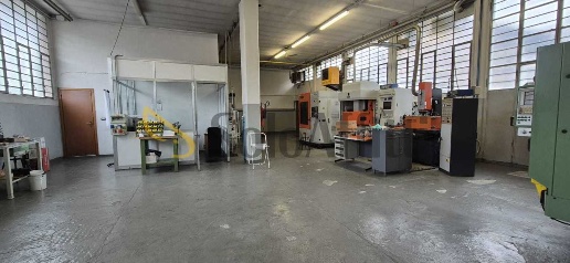Foto Capannone industriale in Via Francesco De Sanctis, Torino Pozzo Strada
