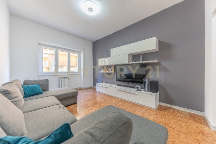 Foto Appartamento in Via Luigi Rava 9, Roma Magliana di 98 m² con 3 locali