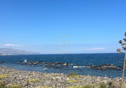 Foto Appartamento a Riposto Centro di 115 m² con 4 locali in vendita