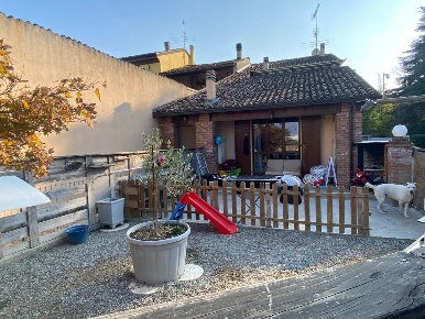 Foto Appartamento a Castel San Giovanni Borgonovo Valtidone di 107 m²
