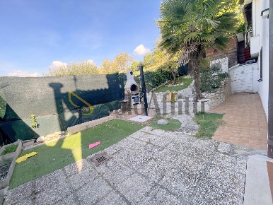 Foto Appartamento a Sirolo di 96 m² con 5 locali in affitto