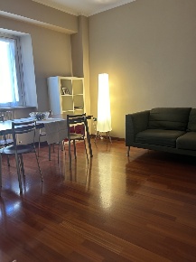 Foto Appartamento in PIAZZA DEL PAPA, Ancona Corsi di 80 m² con 4 locali