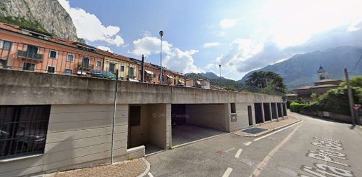 Foto Ufficio in via Pio Galli 4, Lecco Rancio di 232 m² con 10 locali