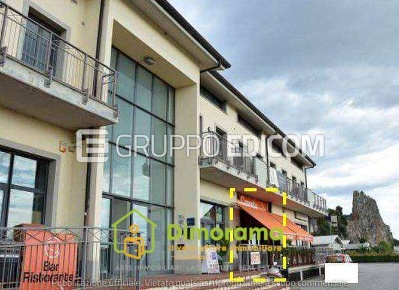 Foto Negozio in Via nerino garbuio n.97, Montignoso Zona Collinare Palatina