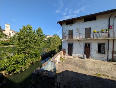 Foto Rustico in via 25 Aprile 22, Canonica d'Adda Centro di 81 m²