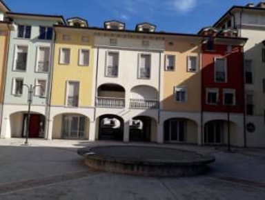 Foto Ufficio in Via Bartolomeo Stefani, Mantova Due Pini - Te Brunetti