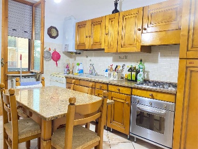 Foto Appartamento a Perugia di 120 m² con 5 locali in affitto