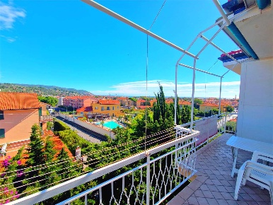 Foto Appartamento in via diano castello 64, Diano Marina Centro di 48 m²